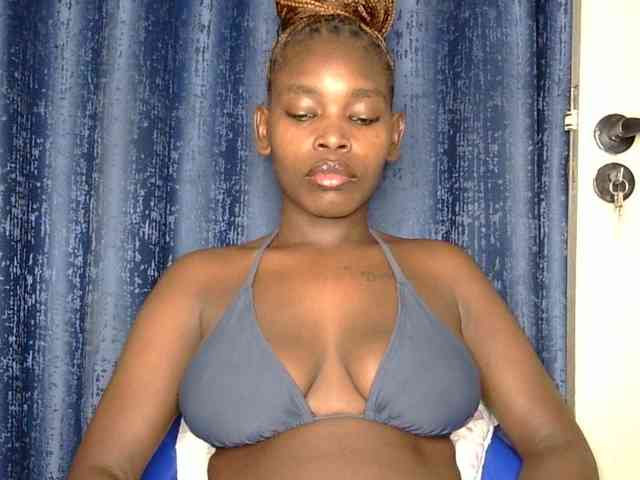 Sweet-ebony5 webcam
