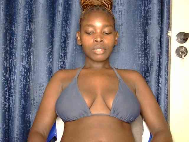Sweet-ebony5 webcam