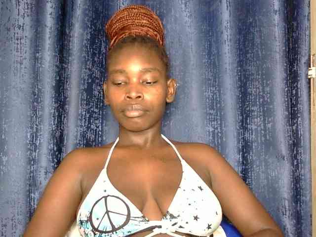 Sweet-ebony5 webcam