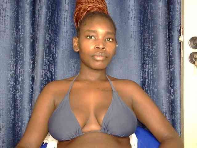 Sweet-ebony5 webcam