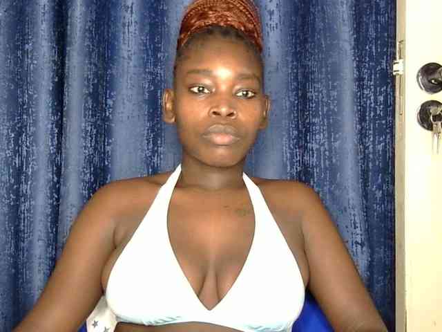 Sweet-ebony5 webcam