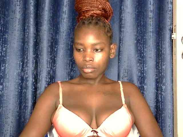 Sweet-ebony5 webcam
