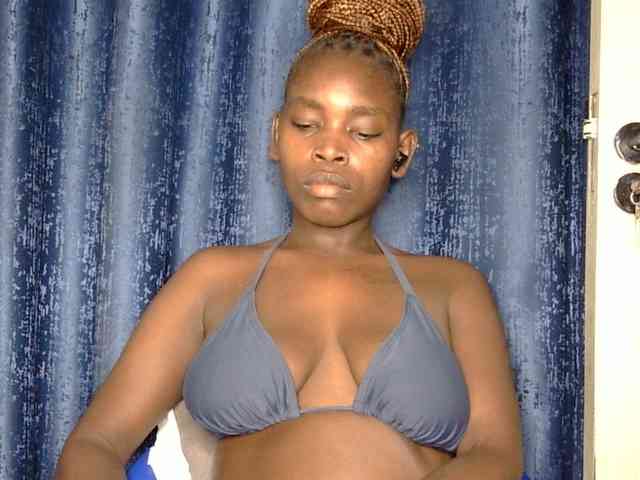 Sweet-ebony5 webcam