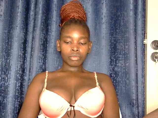 Sweet-ebony5 webcam