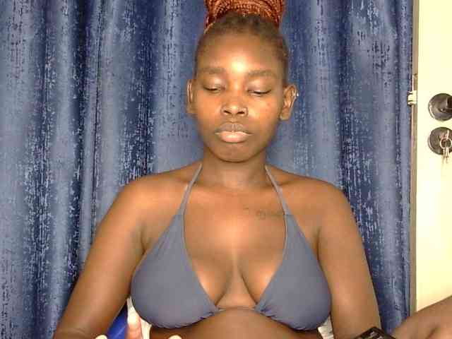 Sweet-ebony5 webcam