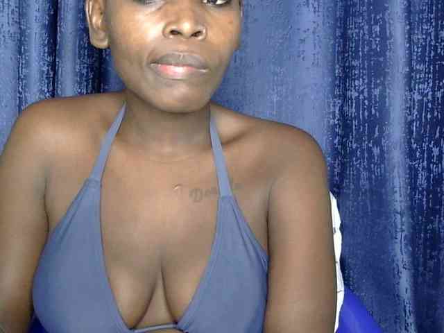 Sweet-ebony5