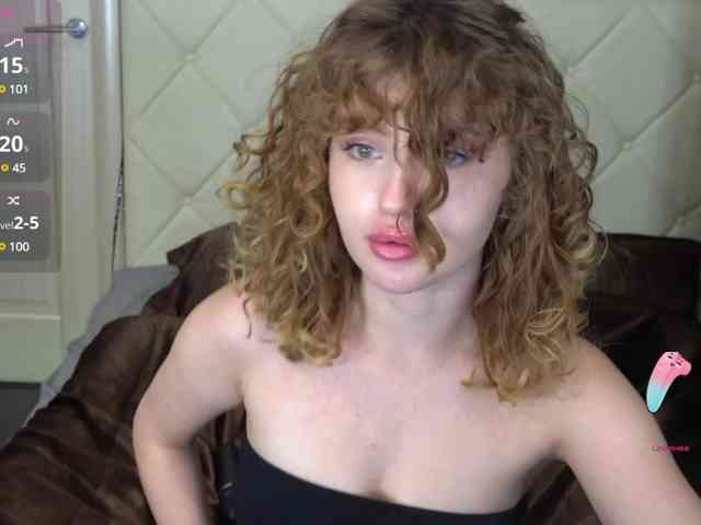 nude amateur chat CloverPussy