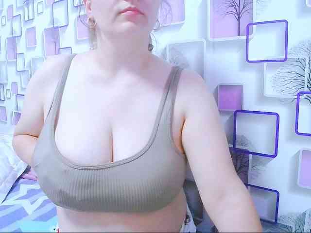 HotZannya69 webcam
