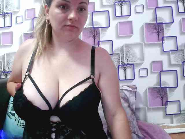 HotZannya69 webcam