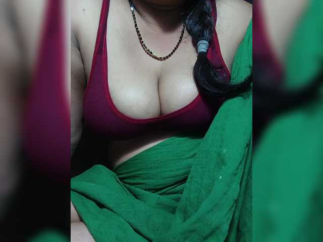 Lusty-Bhabhi webcam