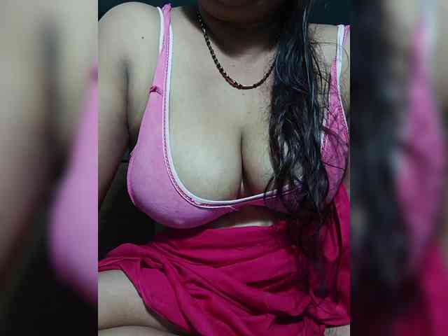 Lusty-Bhabhi webcam