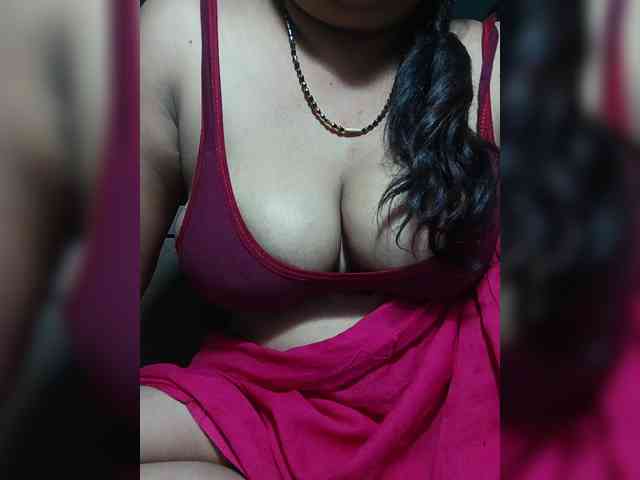Lusty-Bhabhi webcam