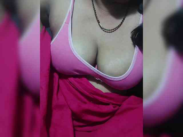 Lusty-Bhabhi webcam