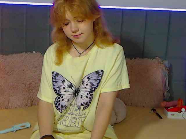 EmilyAngels webcam