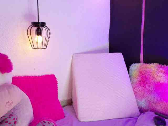 CARO-ANGELL webcam