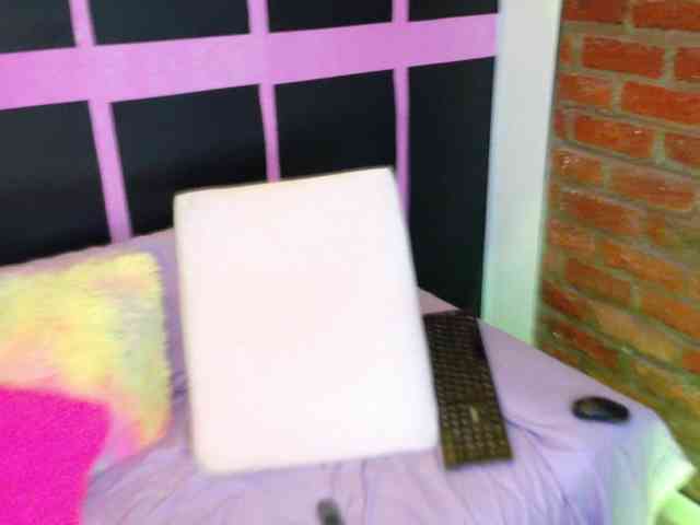 CARO-ANGELL webcam