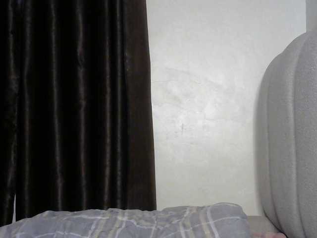 miss-caramel's BongaCams show and profile