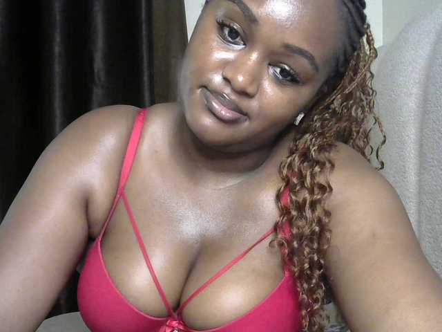 miss-caramel's BongaCams show and profile