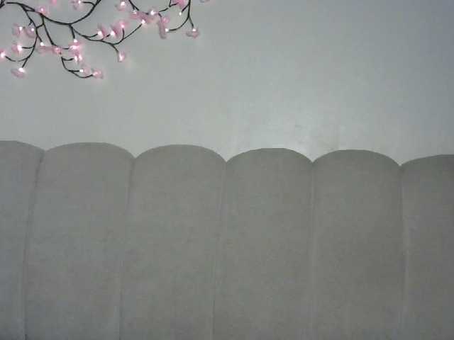 miss-caramel's BongaCams show and profile