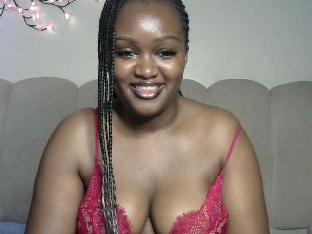 miss-caramel's BongaCams show and profile