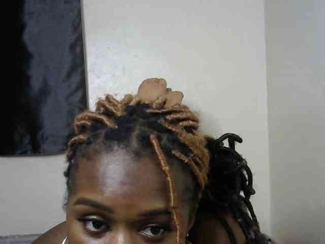 miss-caramel webcam