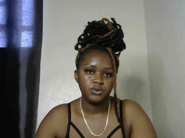 miss-caramel webcam