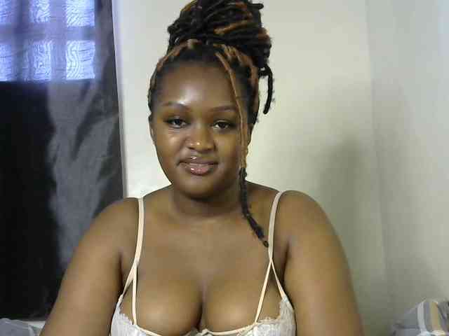 miss-caramel webcam