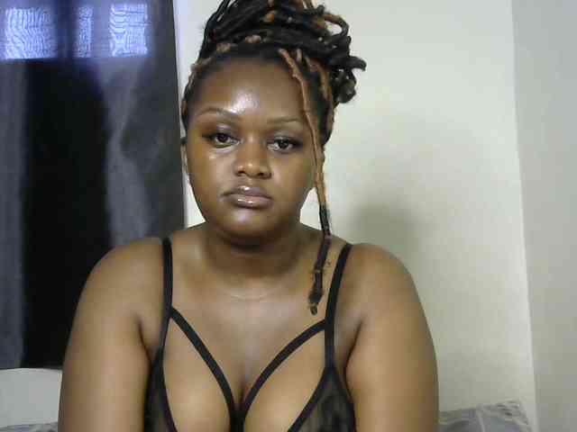 miss-caramel webcam