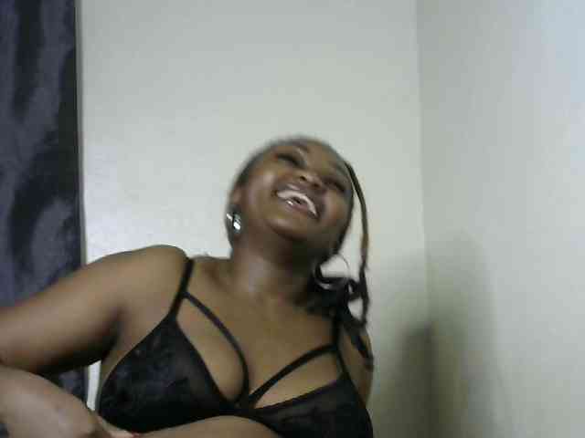 miss-caramel webcam
