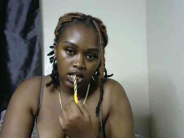 miss-caramel webcam
