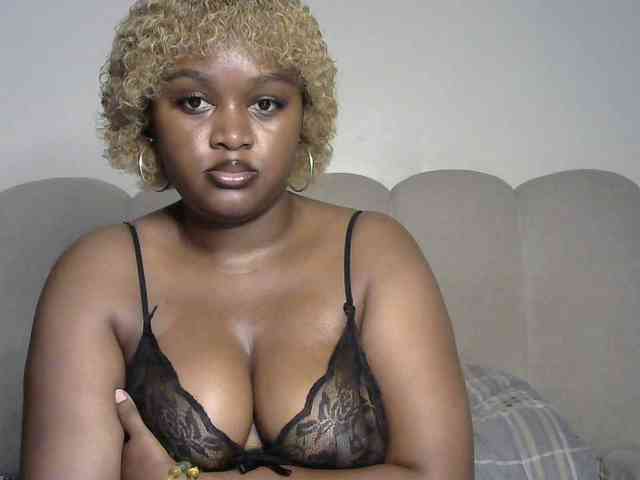 miss-caramel webcam