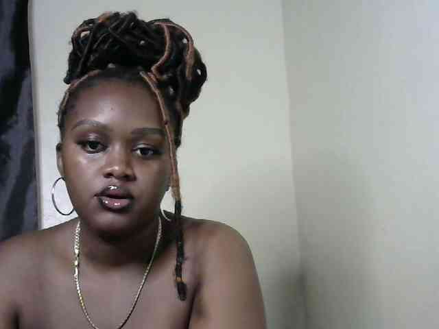 miss-caramel webcam
