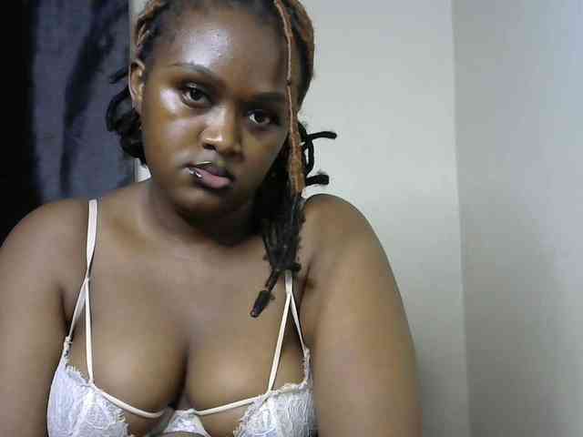 miss-caramel webcam