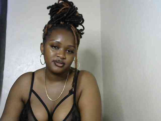 miss-caramel webcam
