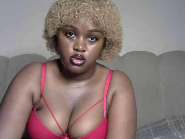 miss-caramel webcam