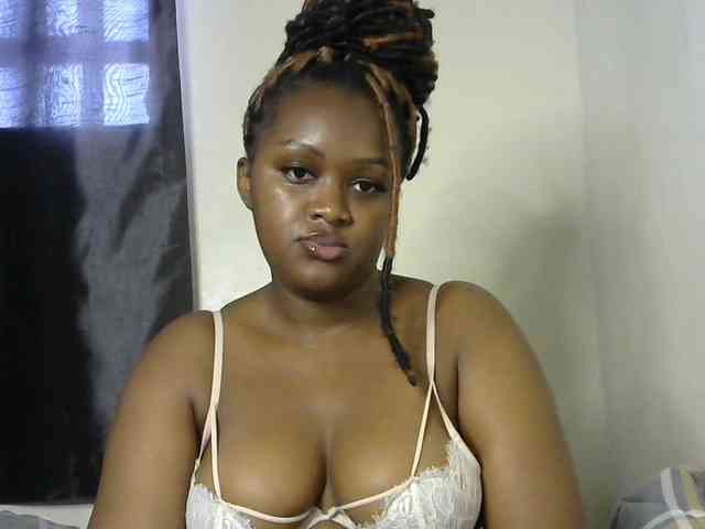 miss-caramel webcam