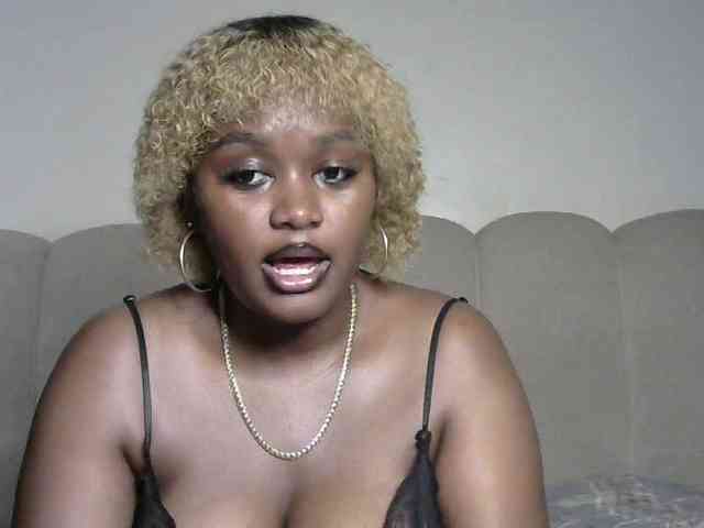 miss-caramel webcam