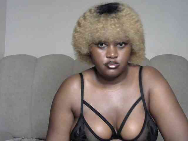 miss-caramel webcam