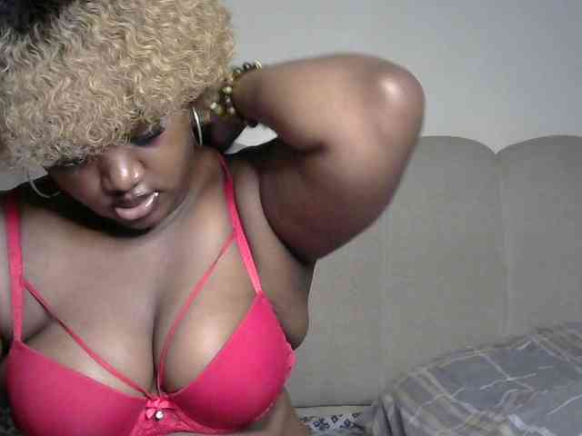 miss-caramel webcam