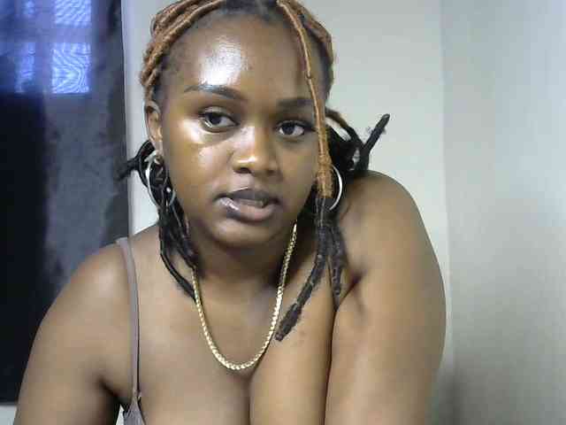 miss-caramel webcam