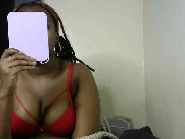 miss-caramel webcam