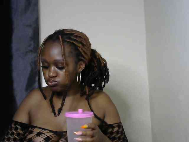 miss-caramel webcam