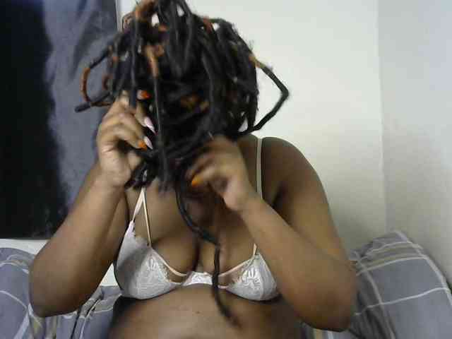 miss-caramel webcam
