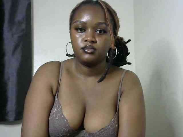 miss-caramel webcam