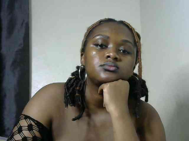 miss-caramel webcam