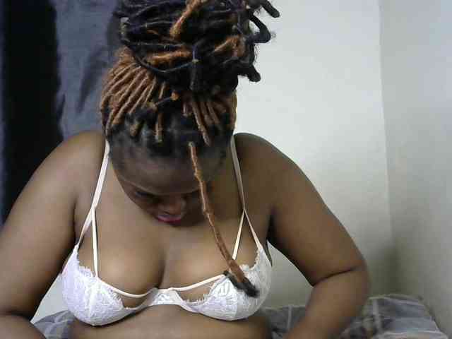miss-caramel webcam