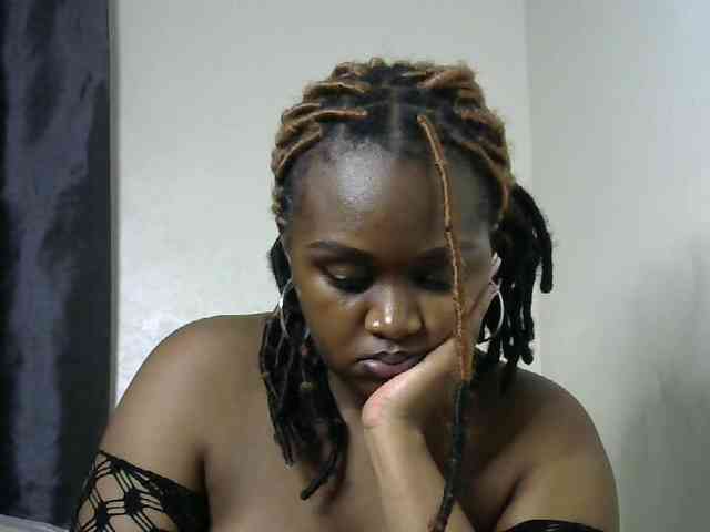 miss-caramel webcam