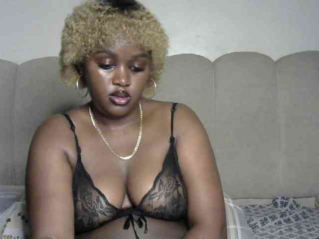 miss-caramel webcam