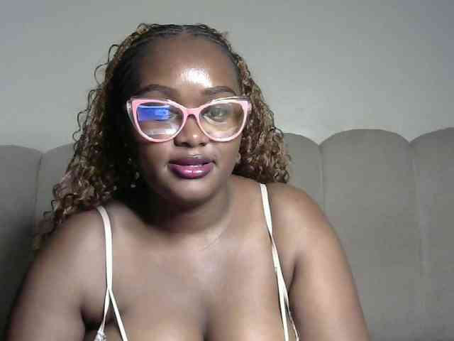 miss-caramel webcam