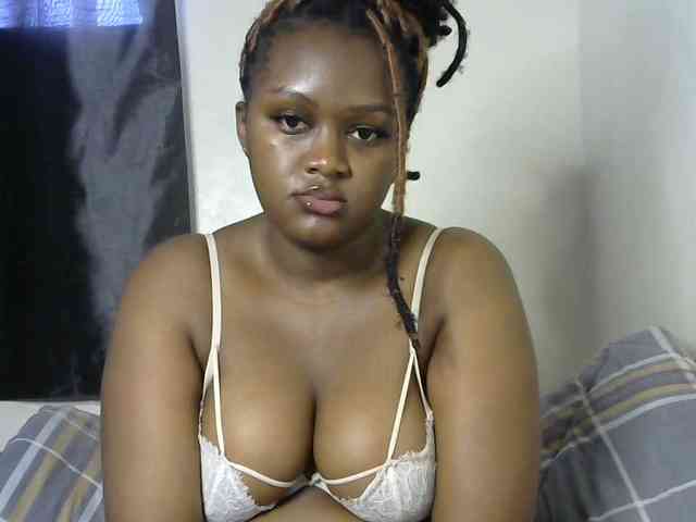 miss-caramel webcam